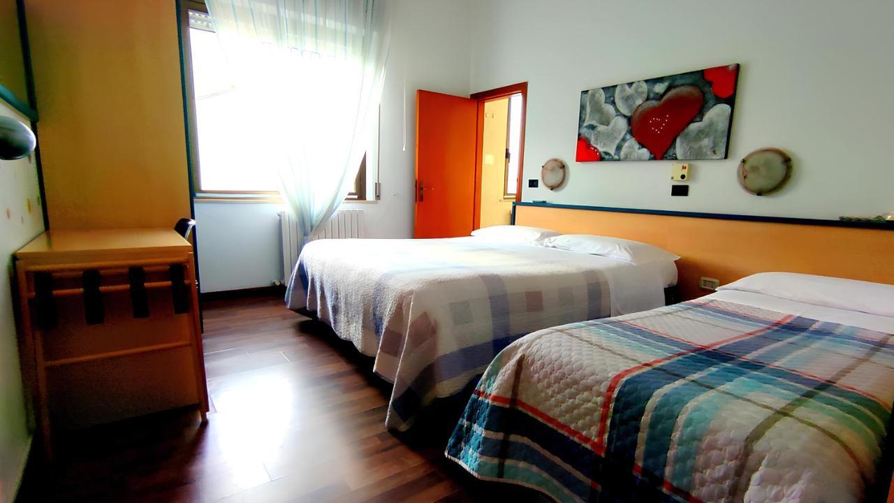 Birilli B&B Чивитанова-Марке Экстерьер фото